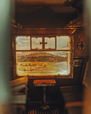 Mini Escena de Tren – Cabina de los Años 40 con Movimiento y Luces